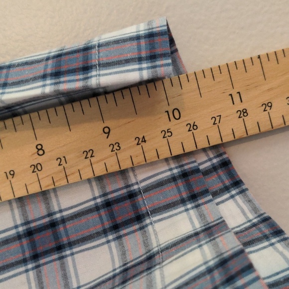 St John's Bay Shirt Men's Large Button Down Short Sleeve Plaid White Blue Preppy - Picture 7 of 8